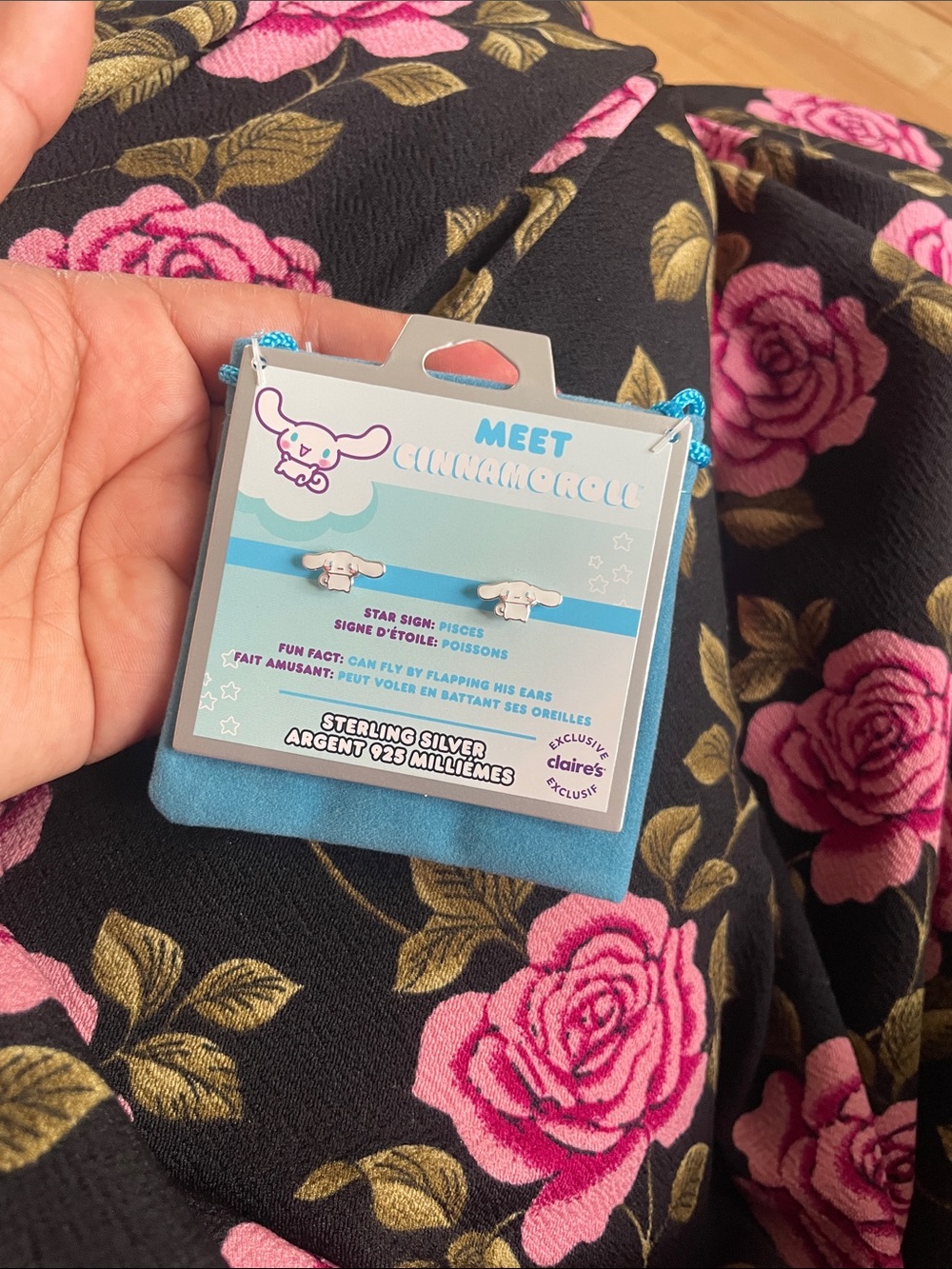 Cinnamoroll × Claires -
Sterling Silver Earings with
Small Bag